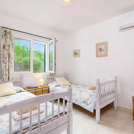 Villa Nero By Son Parc